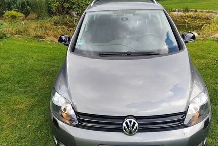 VW Golf 126.677 km 6.490 € Hatten 26209