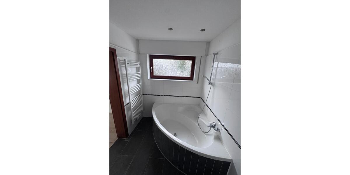 Einfamilienhaus Oyten - 1 Zimmer, 108 m&sup2;, 1.500&euro; | Angebot:25131405