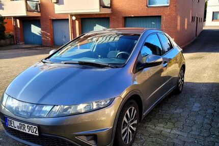 Honda Civic 212.566 km 2.700 € Delmenhorst 27749