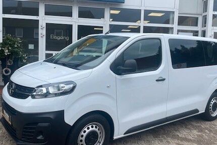 Opel Vivaro 40.450 km 27.790 € Bruchhausen-Vilsen 27305