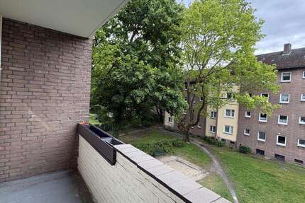 Wohnung Bremen Blumenthal - 3 Zimmer, 63 m&sup2;, 528&euro; | Angebot:26607410