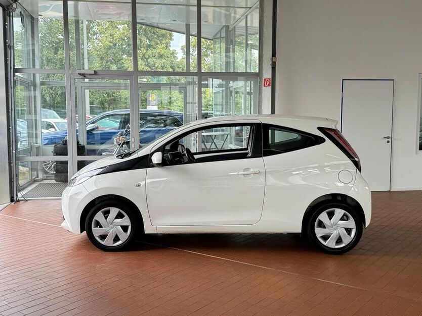 Aygo (X)