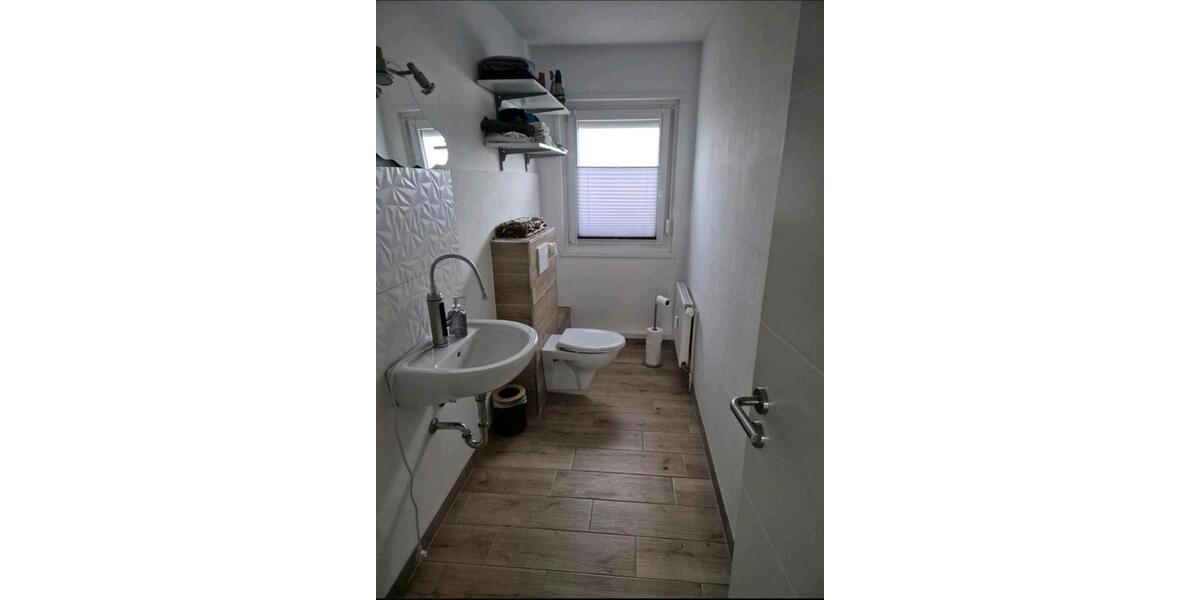 3-Zimmer Wohnung in Zweifamilienhaus mit Balkon 3 zimmer