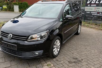 VW Touran 23.500 km 14.900 &euro; Bremen 28279