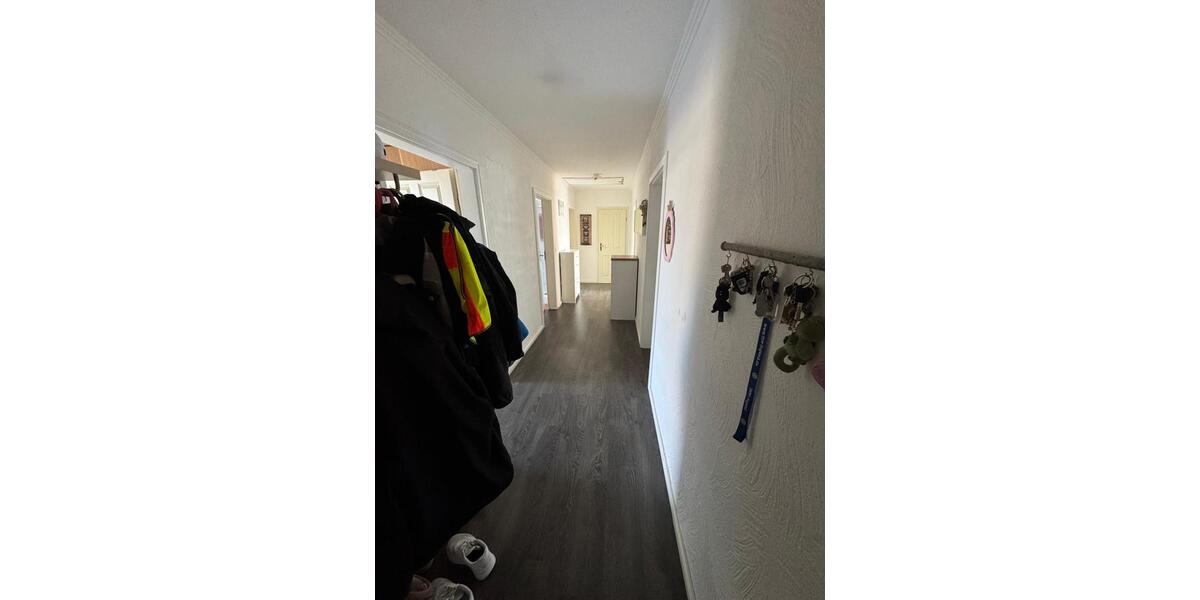 Dachgeschoßwohnung Weyhe - 4 Zimmer, 120 m&sup2;, 1.000&euro; | Angebot:26046991