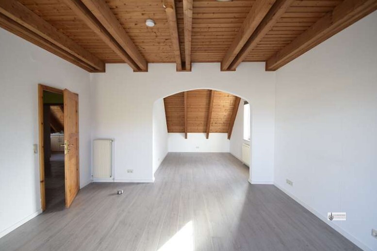 Gemütliche + renovierte Maisonette-Wohnung EBK, vielseitig nutzbarer Spitzboden Garage + Stellplatz - Etagenwohnung Syke / Steimke Steimke | Angebot:24149149