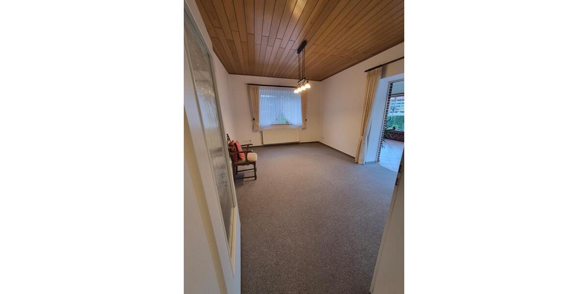 Erdgeschoßwohnung Hambergen - 4 Zimmer, 145 m&sup2;, 1.150&euro; | Angebot:26282961