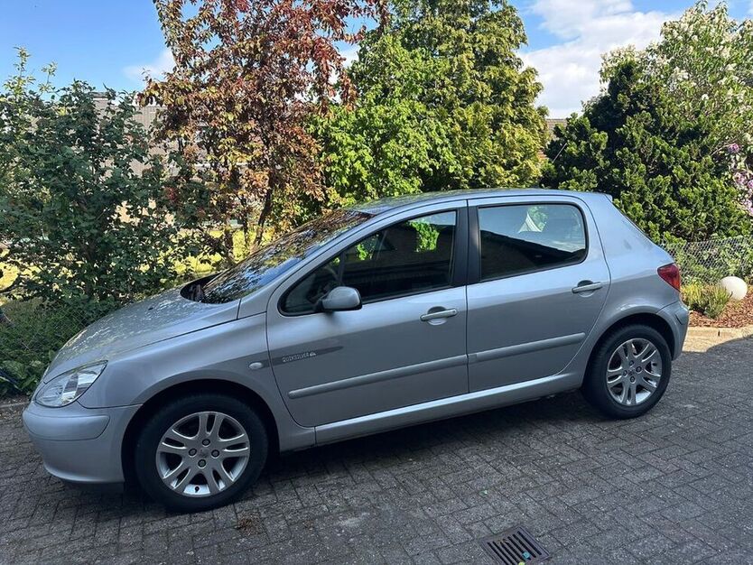 307