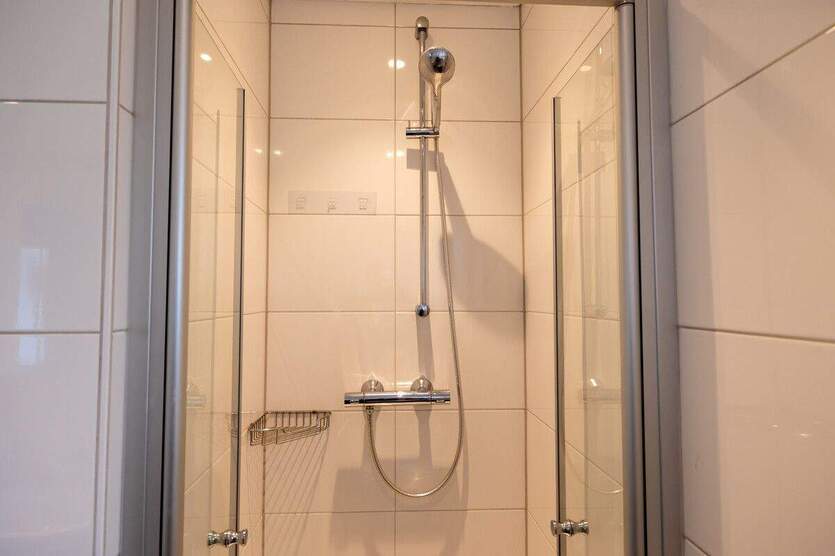*** EFH - 2 ZKB - RENOVIERT und SANIERT in 2017 mit GARAGE *** 2 zimmer