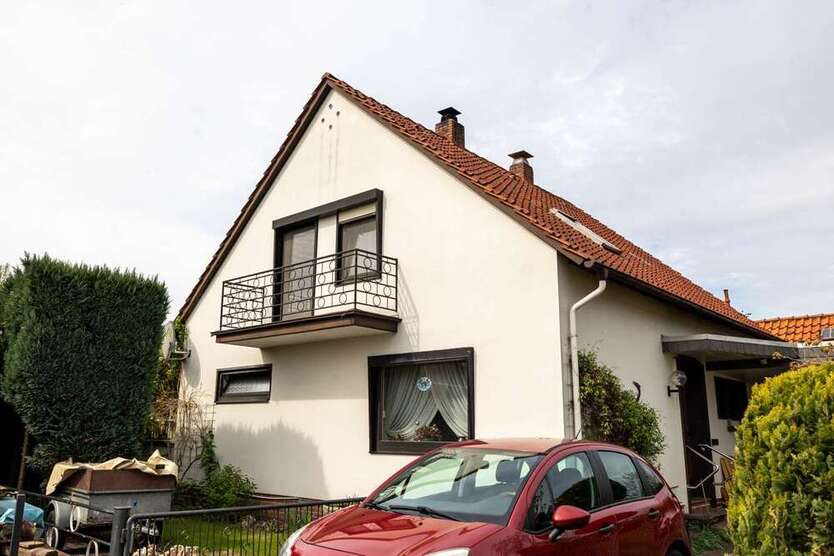 Haus zum Kaufen in Delmenhorst 235.000 € 120 m²