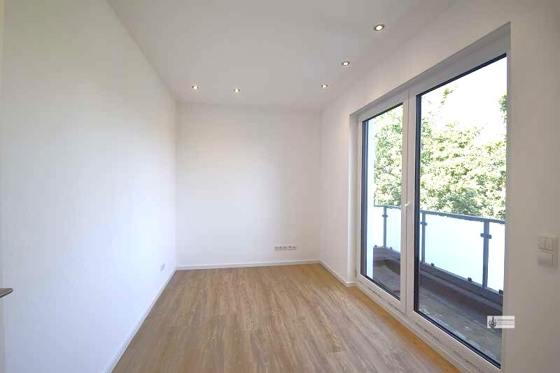 Hoch moderne Penthouse-Wohnung Neubau zum 1.7.2026 Rollläden+Stellplatz+Dachterrasse mit Einbauküche - Einfamilienhaus Weyhe Leeste | Angebot:26888273