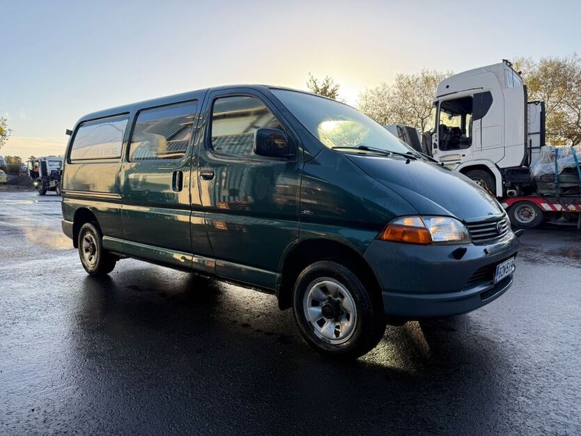 Toyota Hiace 580.000 km 5.250 € Sottrum 27367