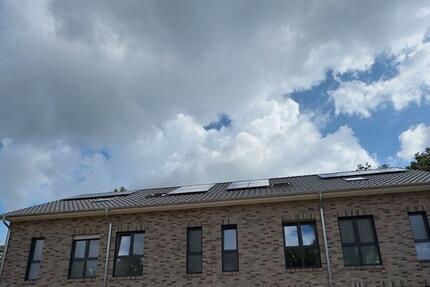 Modernes Neubau-Reihenhaus in Worpswede - 5 Zimmer. 5 zimmer