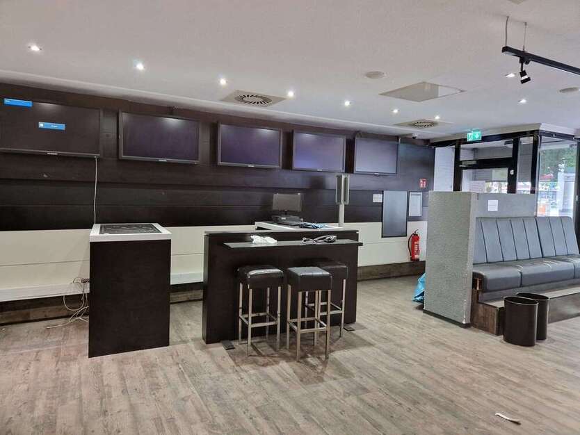 Gastronomie in Bremen 2.200 € 140 m²