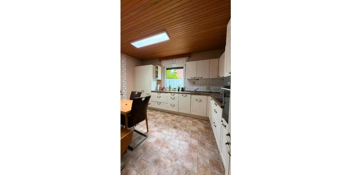 Einfamilienhaus Elsfleth - 6 Zimmer, 130 m&sup2;, 220.000&euro; | Angebot:27126825