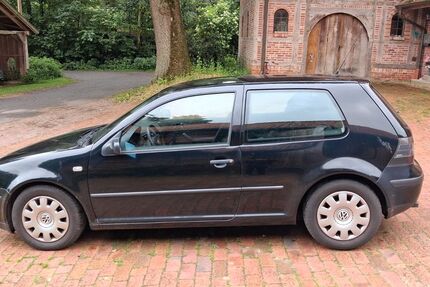 VW Golf 240.000 km 1.500 &euro; Bremen 28207