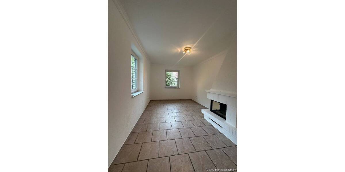 Einfamilienhaus Hude (Oldenburg) Hude - 3 Zimmer, 145 m&sup2;, 1.500&euro; | Angebot:26834899