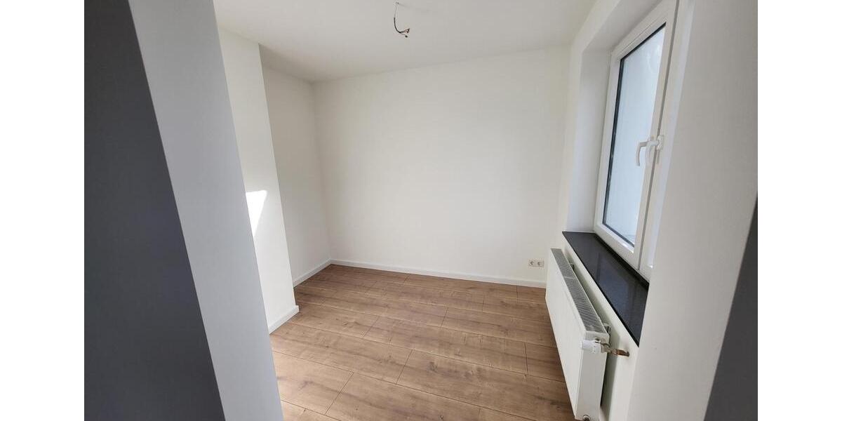 Etagenwohnung Bremen Hemelingen - 1.5 Zimmer, 70 m&sup2;, 900&euro; | Angebot:25714696