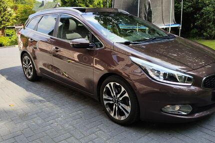 Kia ceed Sportswagon 200.000 km 6.200 &euro; Bremen 28779