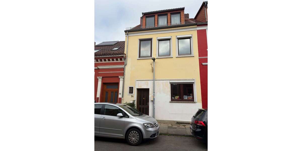 Einfamilienhaus Bremen Neustadt - 8 Zimmer, 153 m&sup2;, 325.000&euro; | Angebot:26461221