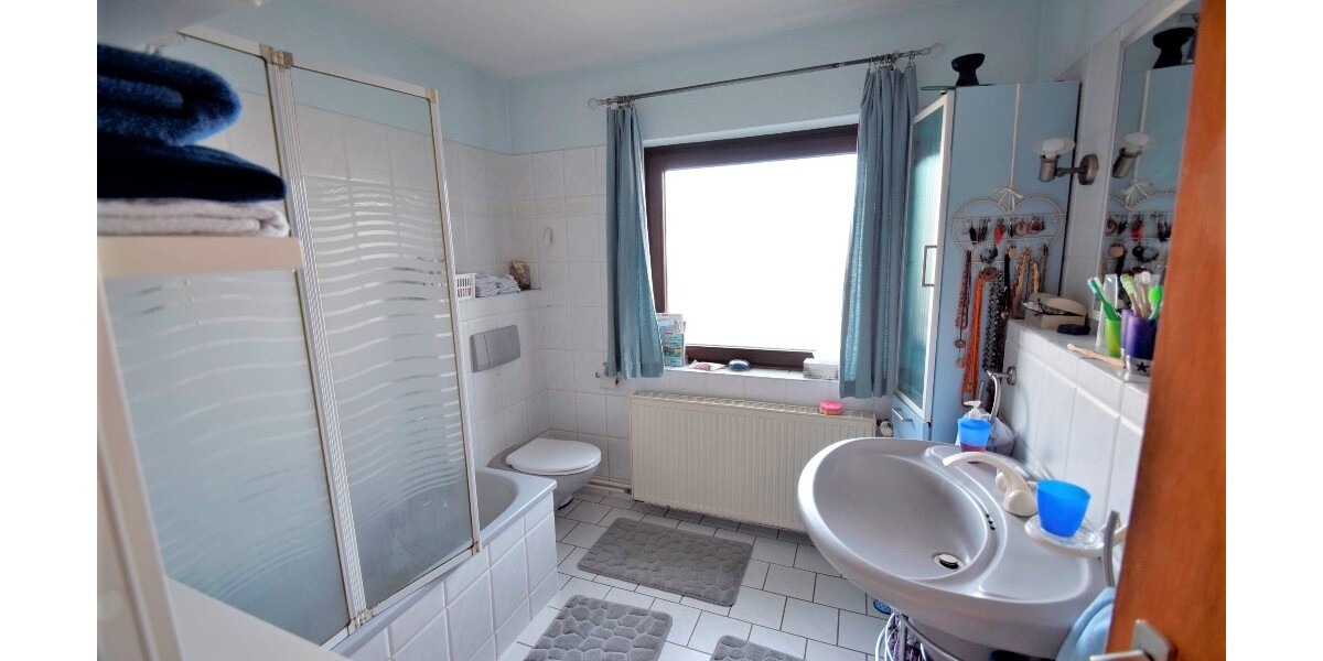 EFH in ruhiger Wohnstr. mit unverbaubarem Blick aufs Feld! + EBK + Carport + Garten - Einfamilienhaus Weyhe Leeste | Angebot:24213159