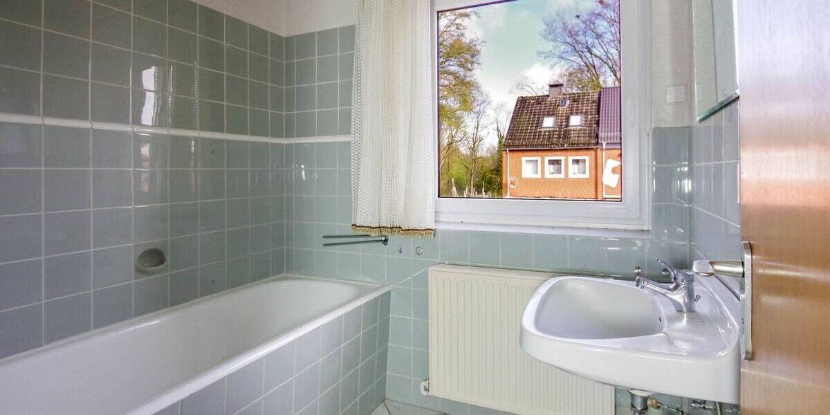Reihenmittelhaus Bremen Tenever - 6 Zimmer, 110 m&sup2;, 275.000&euro; | Angebot:26188479