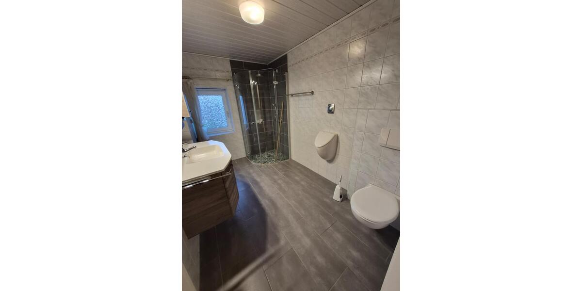 Erdgeschoßwohnung Hambergen - 4 Zimmer, 145 m&sup2;, 1.150&euro; | Angebot:26282961