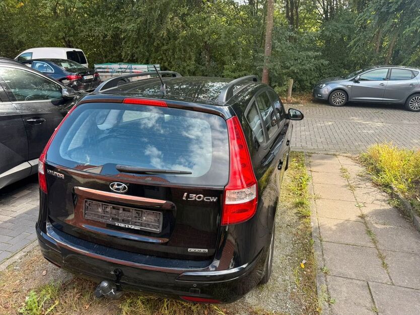 Hyundai i30 285.000 km 1.850 € Bremen 28199