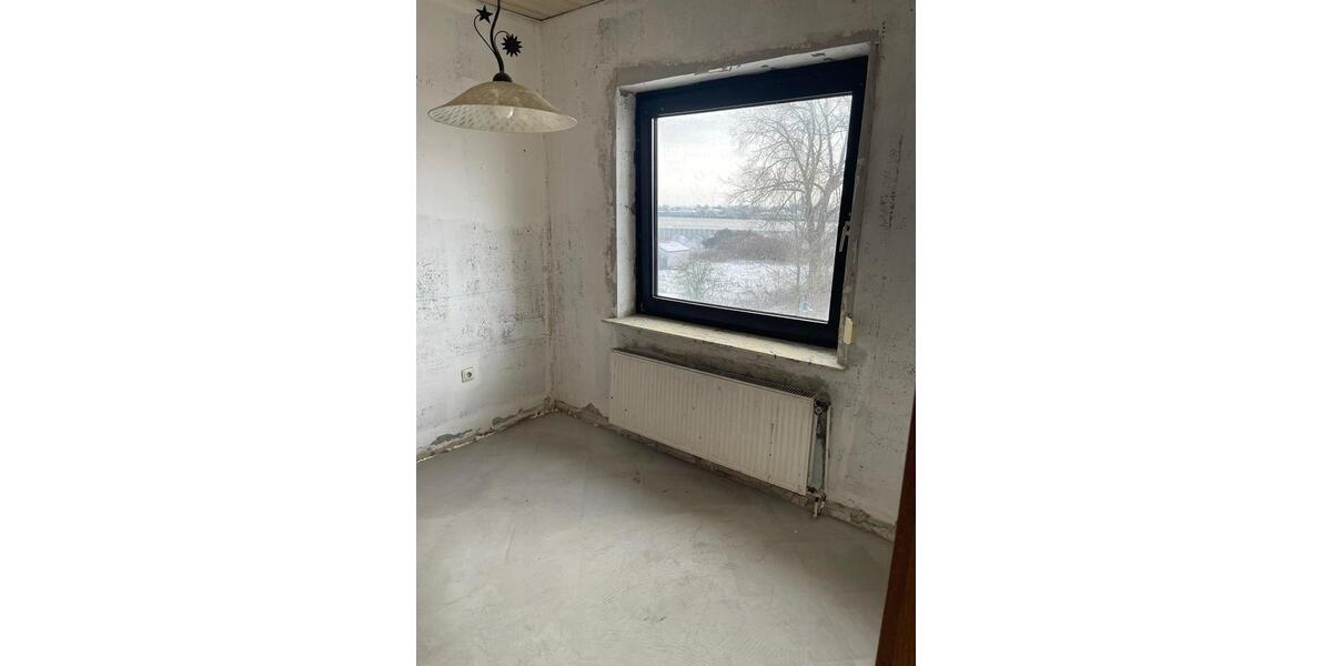 Mehrfamilienhaus, Wohnhaus Bremen Blumenthal - 7 Zimmer, 284 m&sup2;, 280.000&euro; | Angebot:26709534