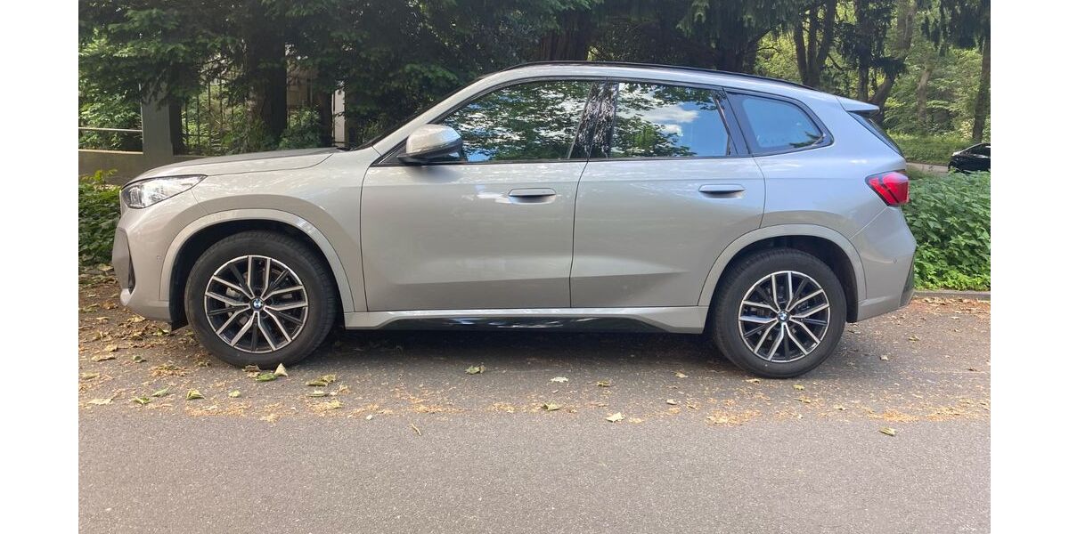 BMW X1 10.000 km 41.950 &euro; Bremen 28209