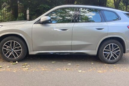 BMW X1 11.000 km 40.990 &euro; Bremen 28209