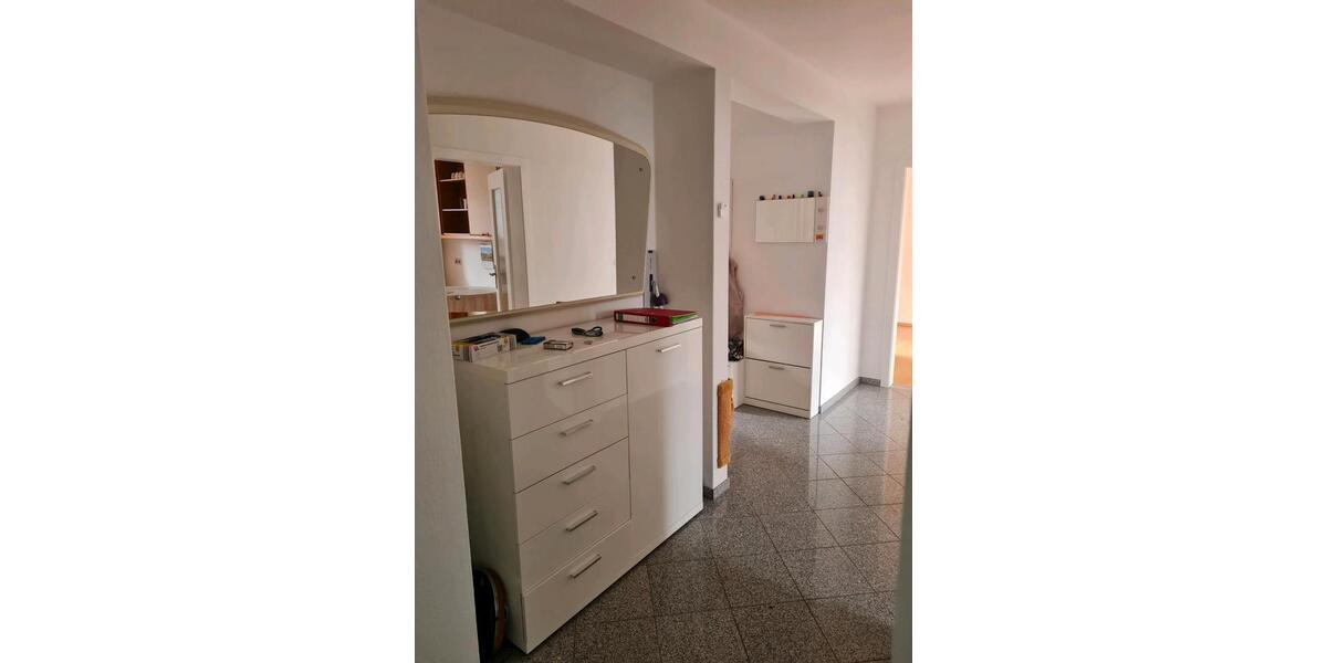 Schöne Eigentumswohnung in gepflegter und grünen Umgebung 3 zimmer