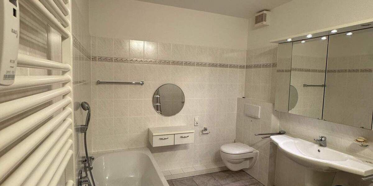 Etagenwohnung Bremen St. Magnus - 5 Zimmer, 146 m&sup2;, 303.000&euro; | Angebot:25672725