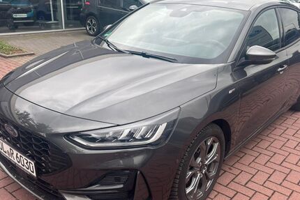Ford Focus 32.999 km 23.490 &euro; Hude 27798