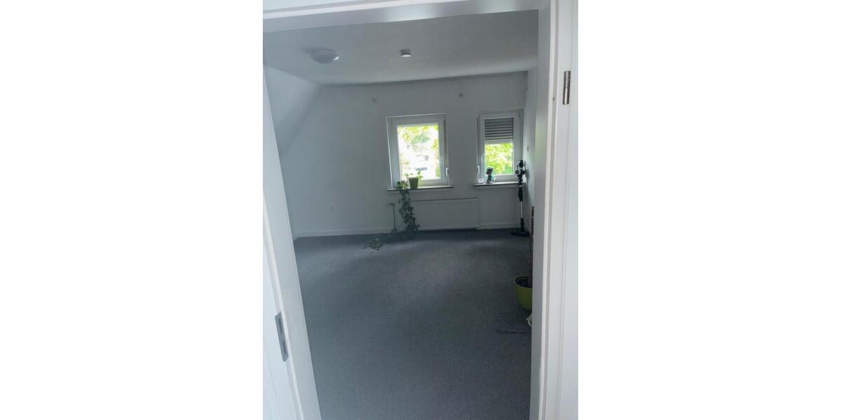 Etagenwohnung Bremen Blockland - 4 Zimmer, 92 m&sup2;, 1.100&euro; | Angebot:26506785
