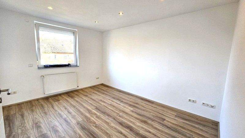Etagenwohnung Delmenhorst Deichhorst - 2 Zimmer, 61 m&sup2;, 139.000&euro; | Angebot:24761193