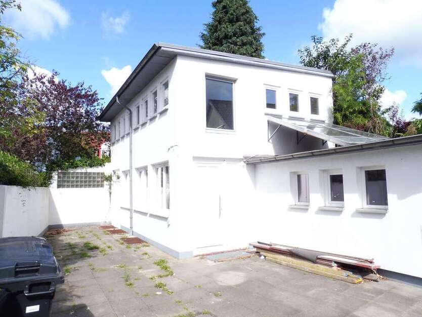 Halle in Bremen 650 € 100 m²