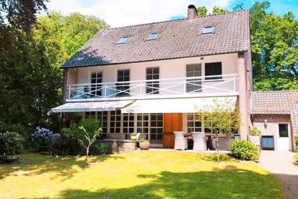 Haus Bremen Oberneuland - 10 Zimmer, 260 m&sup2;, 879.000&euro; | Angebot:26903832