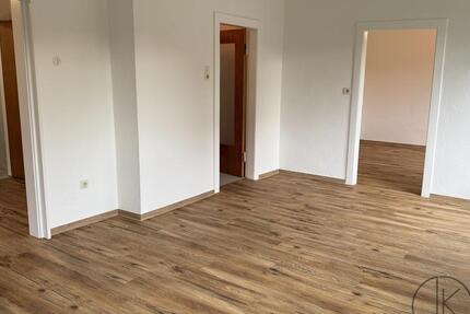 ***Modernisierte 2 Zimmer-Erdgeschosswohnung mit heller Raumgestaltung in Schwanewede-Neuenkrichen zimmer