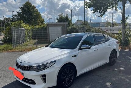 Kia Optima 165.000 km 14.990 € Bremen 28325