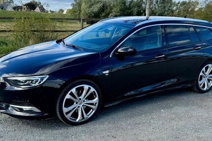 Opel Insignia 130.800 km 17.990 € Bremen 28279