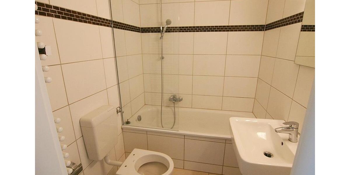 Etagenwohnung Bremen Östliche Vorstadt - 2 Zimmer, 67 m&sup2;, 870&euro; | Angebot:26648626