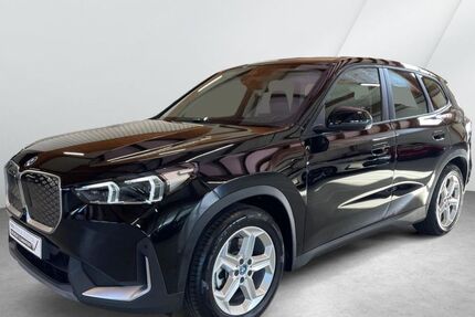 BMW iX1 15.709 km 44.900 € Bremen 28757
