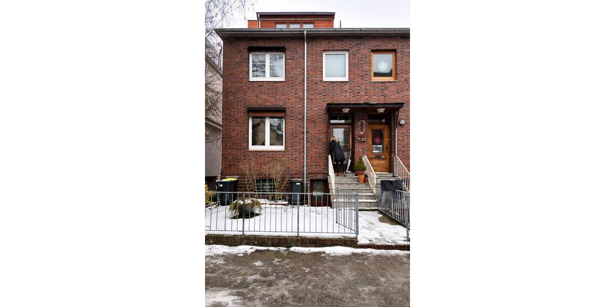 Reihenhaus Bremen Gröpelingen - 6 Zimmer, 120 m&sup2;, 349.000&euro; | Angebot:25224218