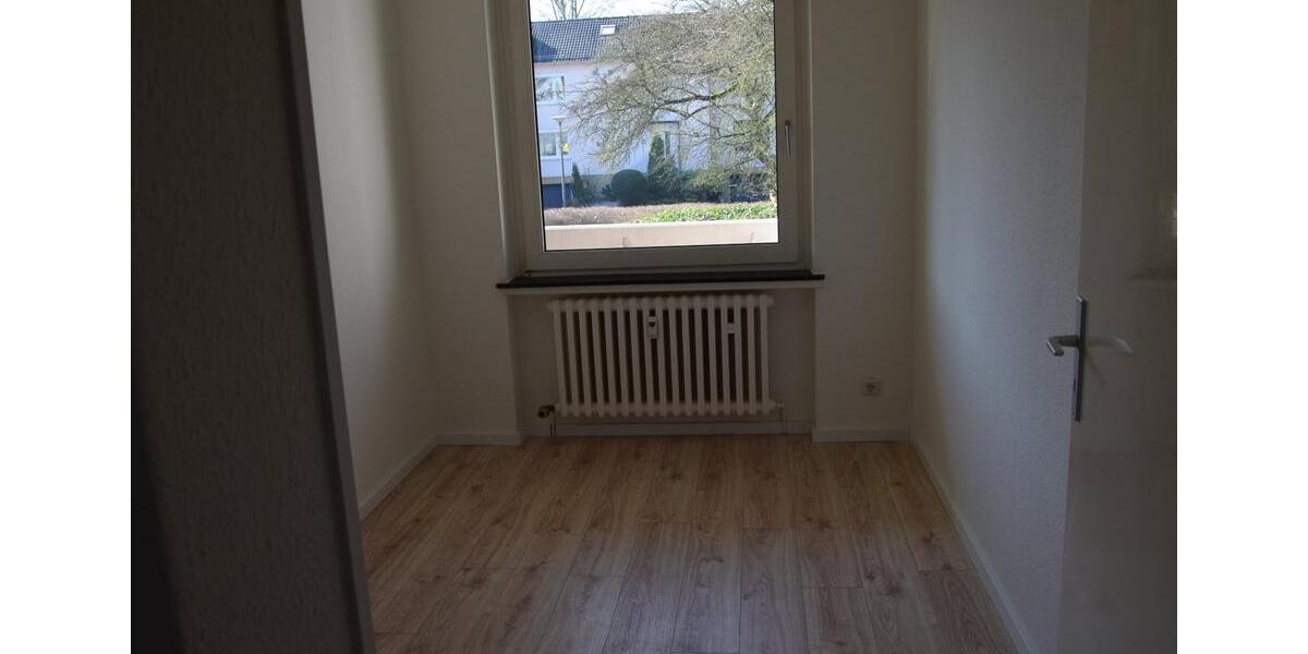 Erdgeschoßwohnung Bremen Huchting - 4 Zimmer, 85 m&sup2;, 980&euro; | Angebot:25722880