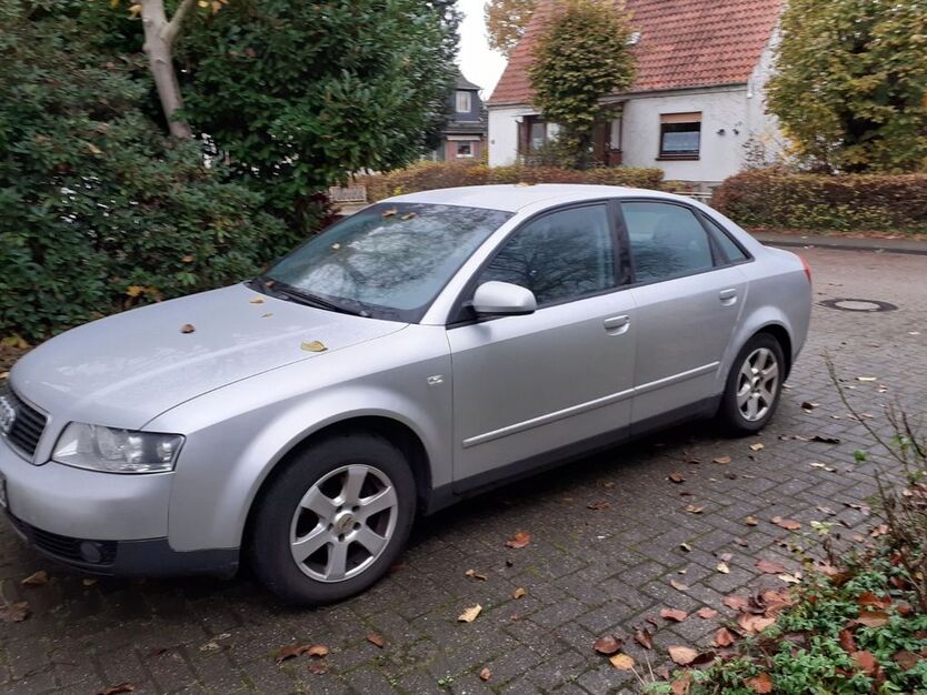 Audi A4 278.000 km 600 € Schwanewede 28790