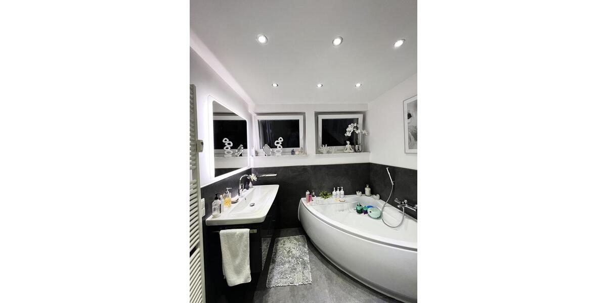Erdgeschoßwohnung Stuhr - 4 Zimmer, 120 m&sup2;, 419.000&euro; | Angebot:26546771