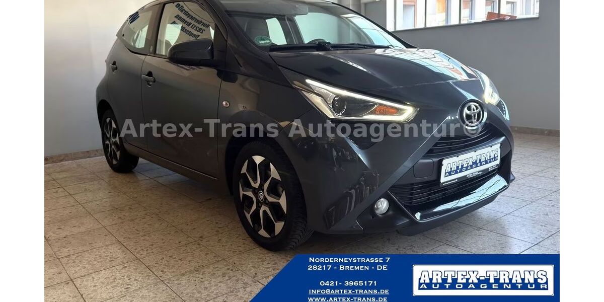 Toyota Aygo (X) 36.000 km 10.590 &euro; Bremen 28217