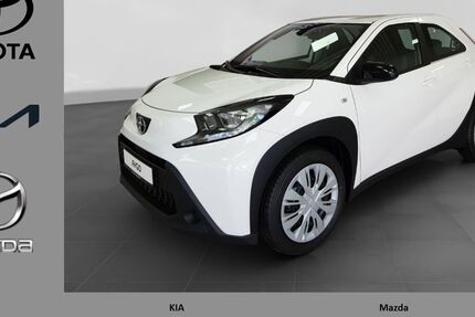 Toyota Aygo (X) 2.500 km 15.890 &euro; Delmenhorst 27755