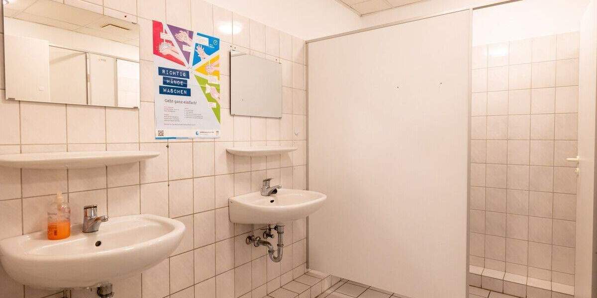 Gewerbeobjekt Delmenhorst Mitte - 5 Zimmer, 250 m&sup2;, 2.375&euro; | Angebot:24581317